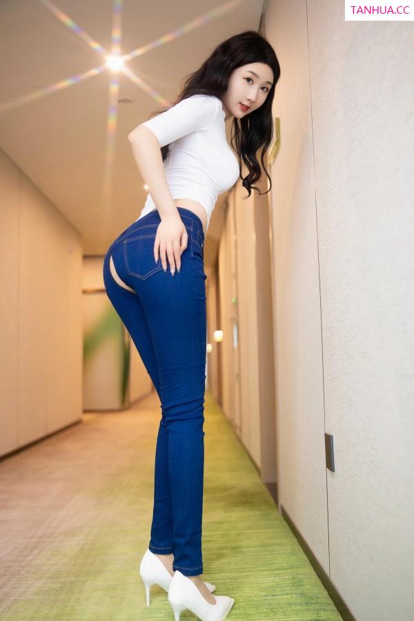 江真真  [XiuRen]高清写真图 2023.04.13 No.6570 江真真 牛仔裤美臀第16张图片